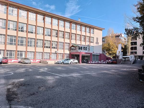 Kocatepe Mimar Kemal Anadolu Lisesi